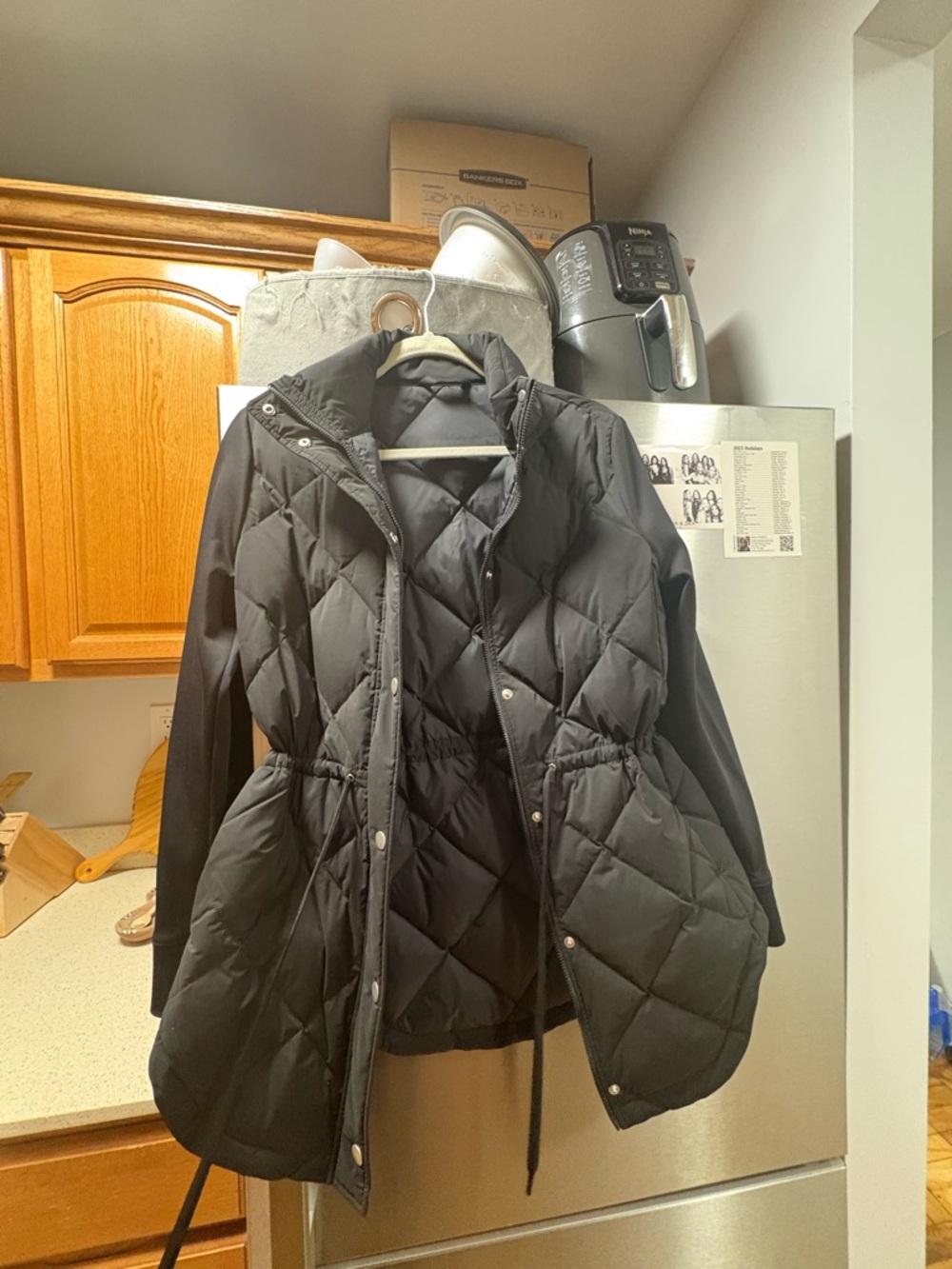 Theory Black Quilted Drawstring-Waist Puffer Jacket